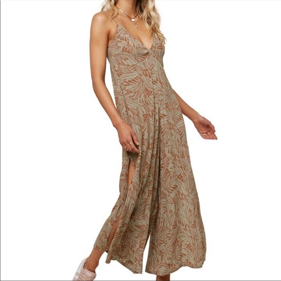 O'Neill Pants - O’Neil Jace Leaf Print Wide Leg Jumpsuit Size M